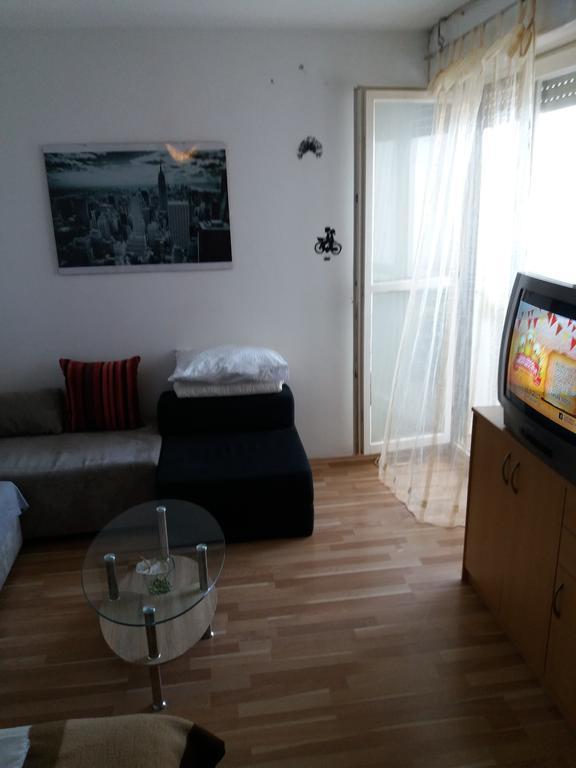 Studio Apartment Ema Split Exterior photo